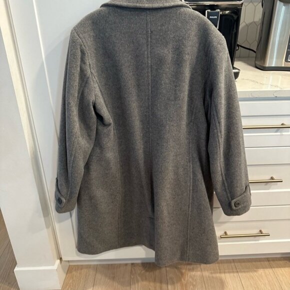 LL bean Womens Wool Coat size 12 - Picture 5 of 5